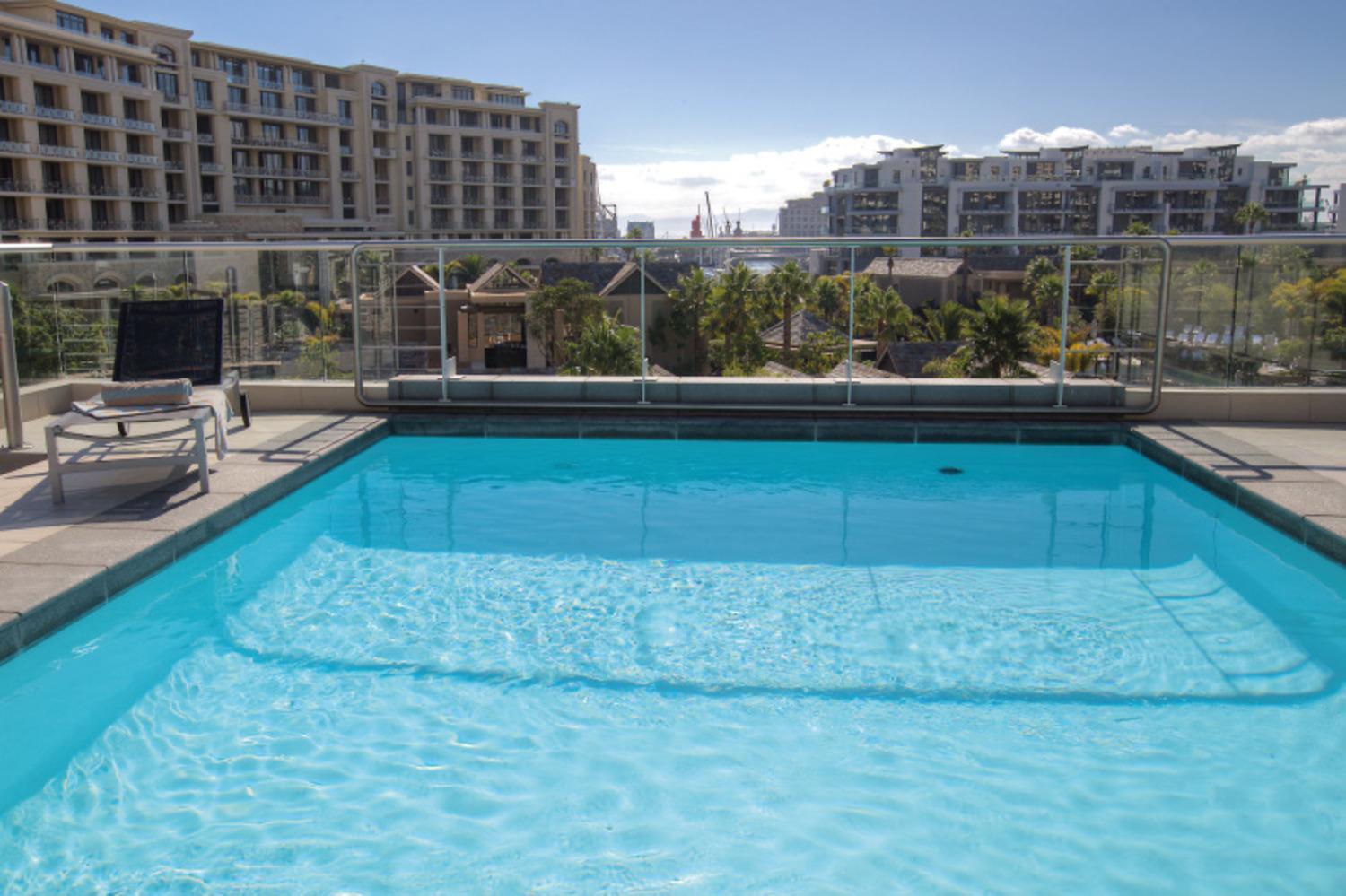 Precinct Corner Two Bedroom Waterfront - 511 * Cape Town